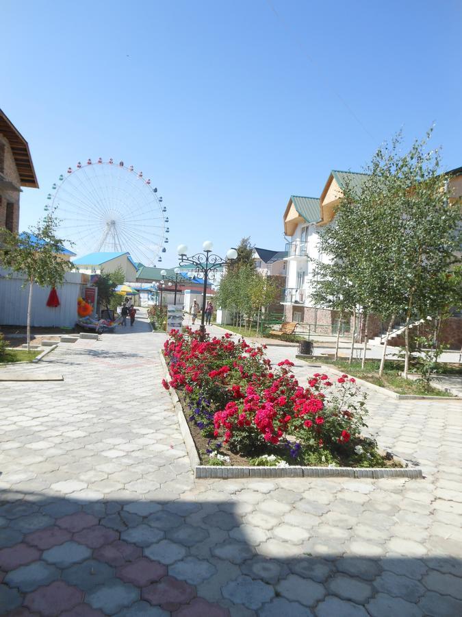 Evropa Hotel Bosteri Esterno foto