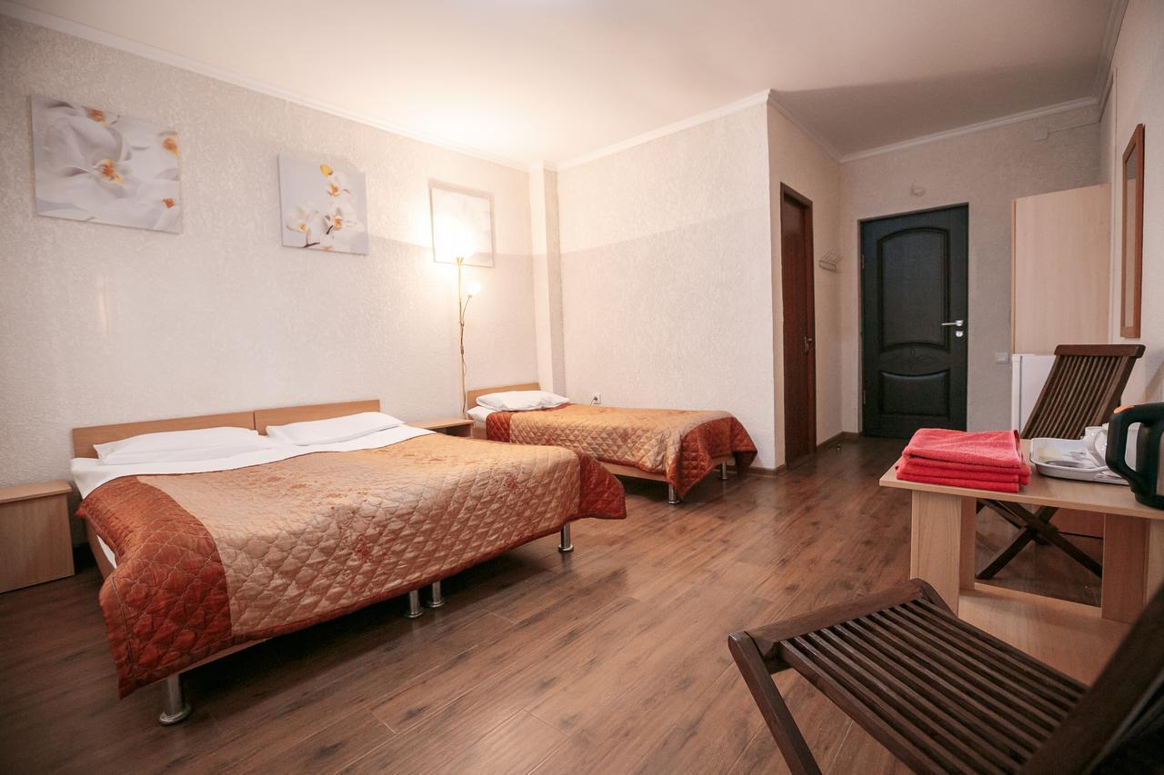 Evropa Hotel Bosteri Esterno foto